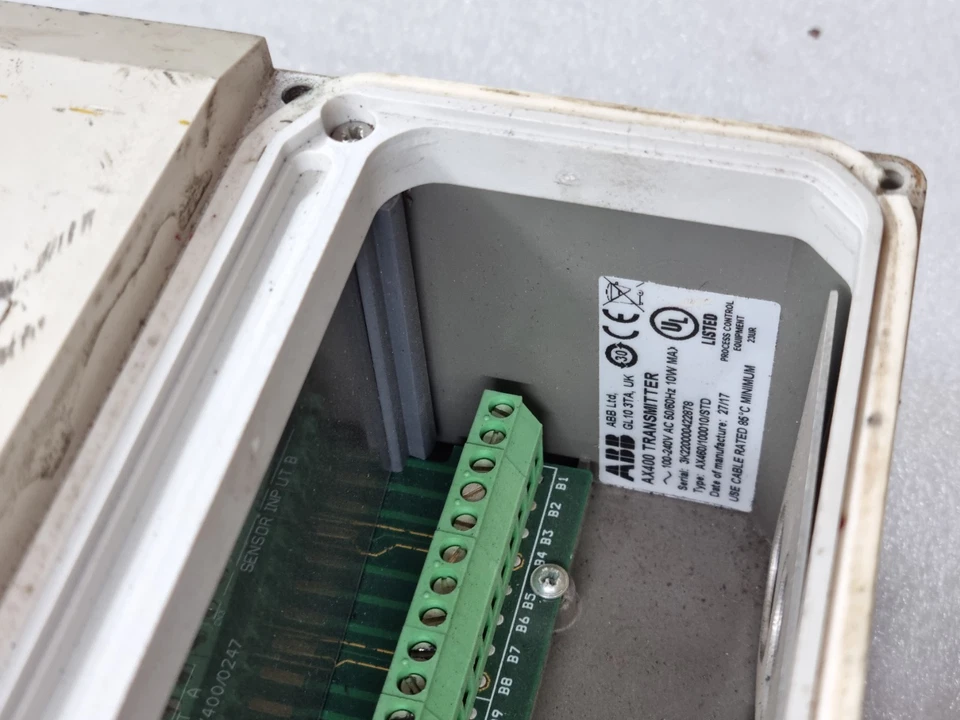 ABB AX400 TRANSMITTER AX460/100010/STD 100-240V AC PROCESS CONTROL UNIT MADE-UK